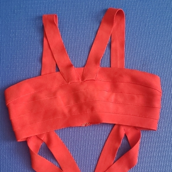 Bandage Swimsuit - Picture 3 of 7